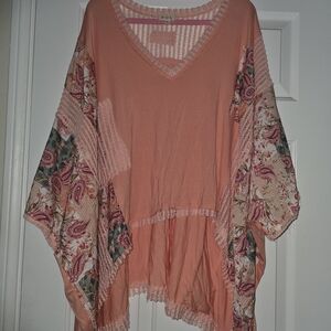 POL Peach Floral Top Size L NWOTs